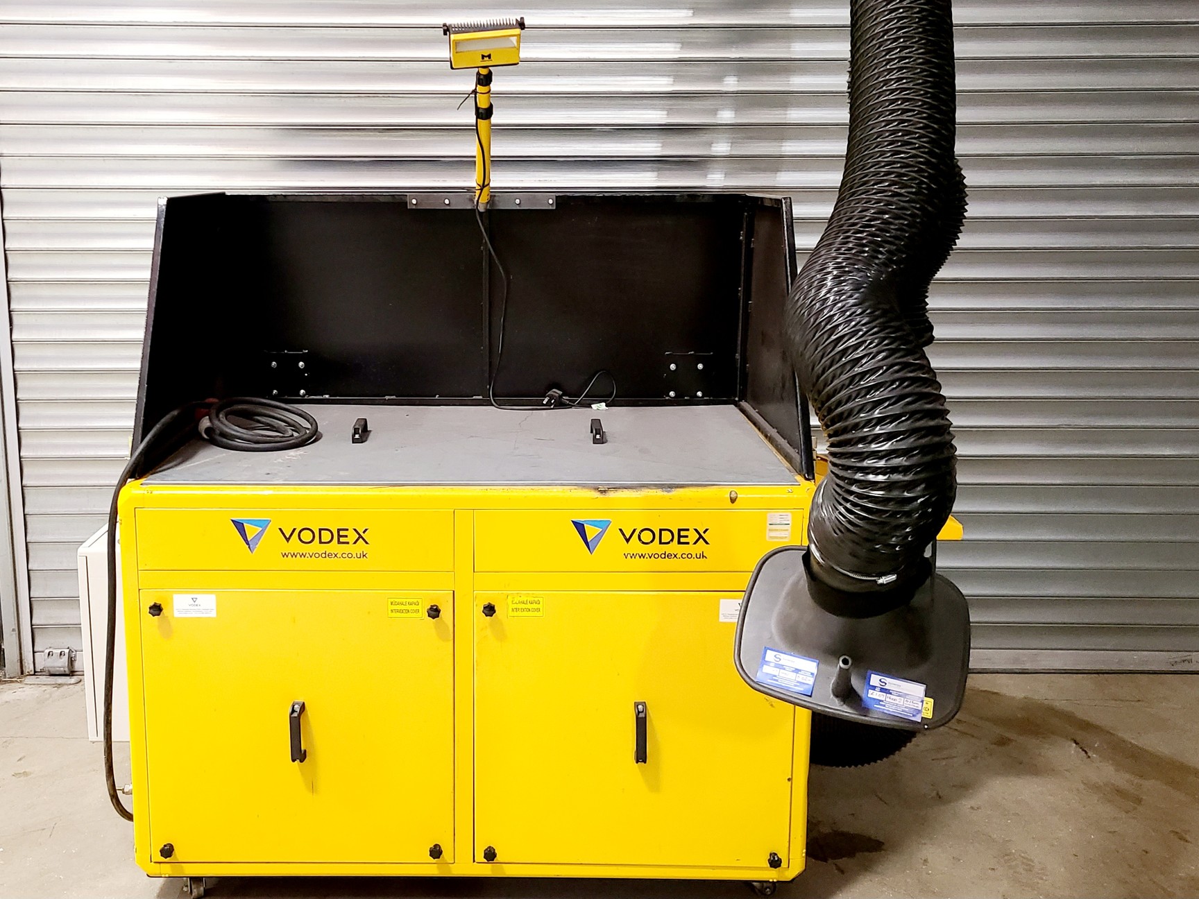 Image of Vodex HCM Series Grinding & Welding Workbench Model UAS®-HCM-102-F