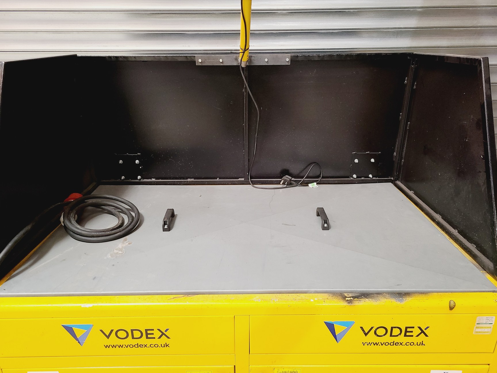 Image of Vodex HCM Series Grinding & Welding Workbench Model UAS®-HCM-102-F