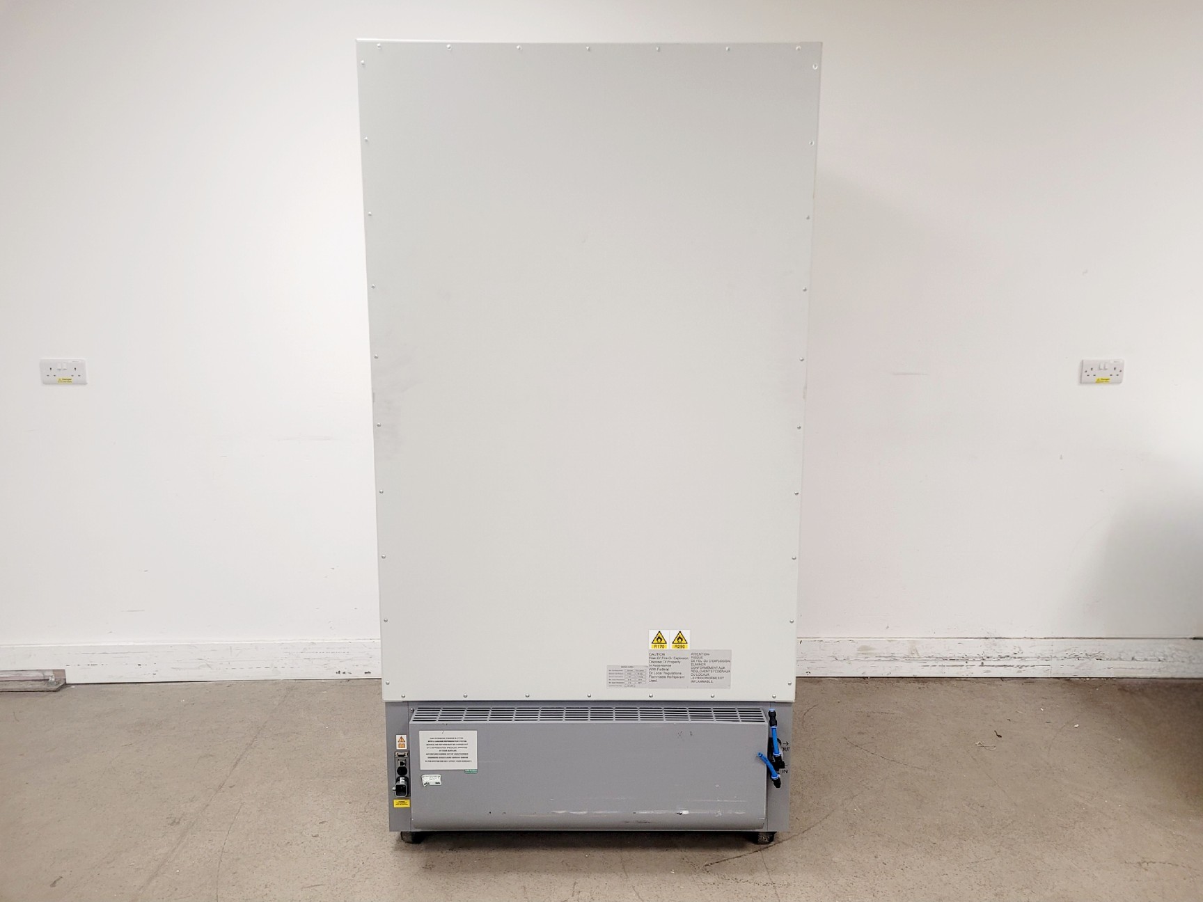 Image of Eppendorf CyroCube F740hiw Ultra Low Temperature Freezer Lab