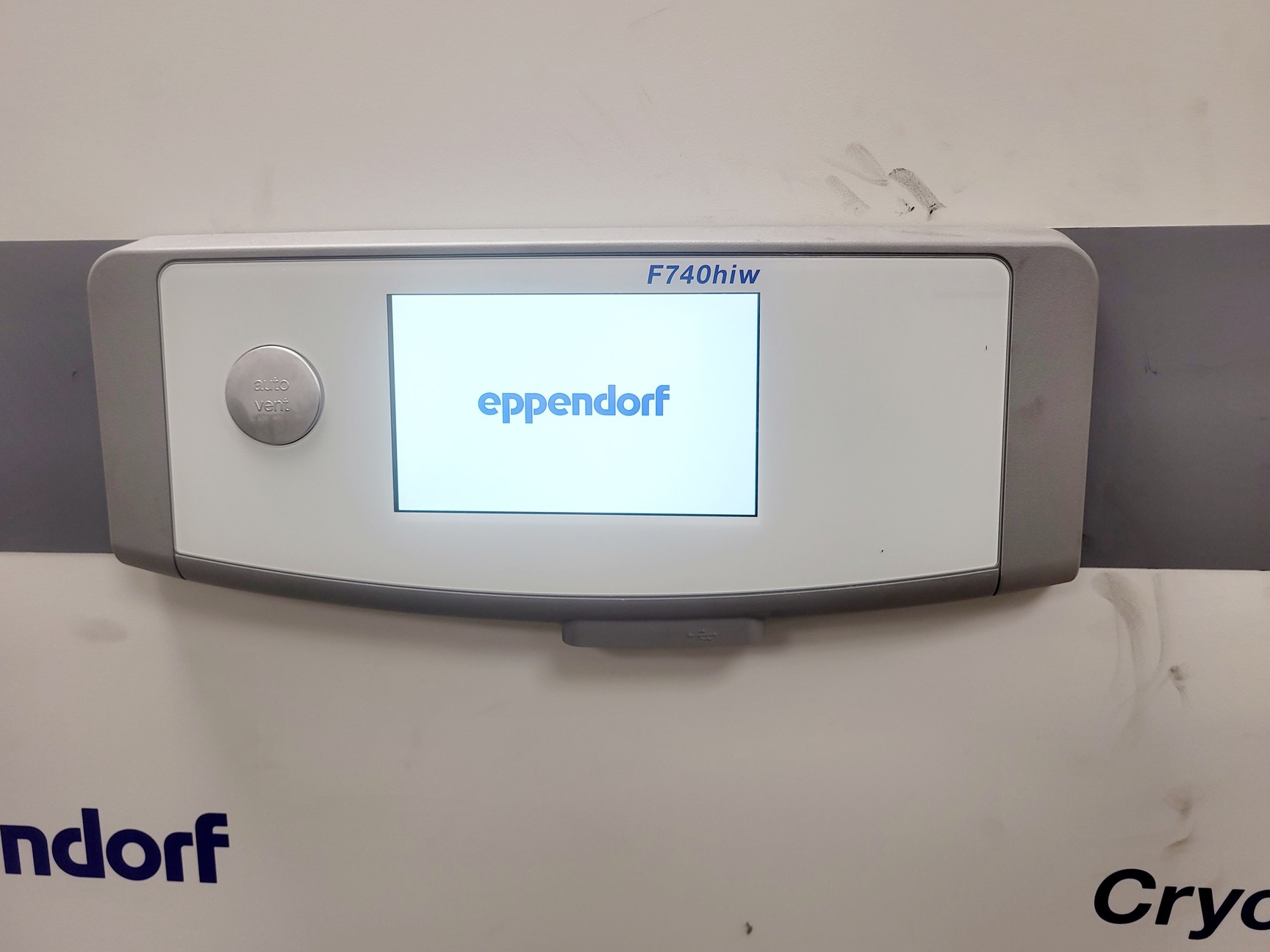 Image of Eppendorf CyroCube F740hiw Ultra Low Temperature Freezer Lab