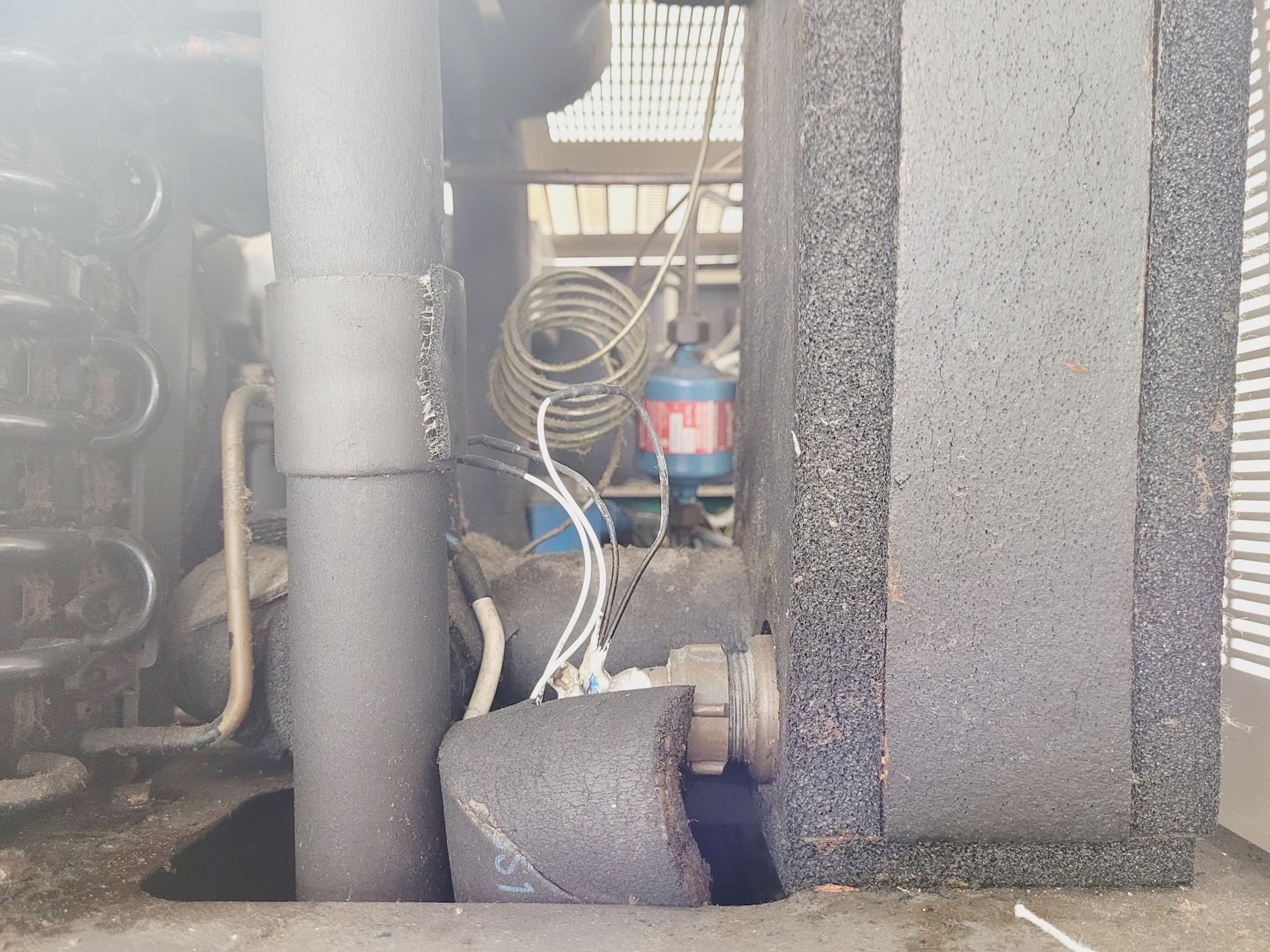 Image of Edwards Refrigerated Chamber & Freeze Dryer Super Modulyo Lab