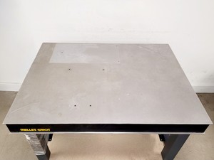 Thumbnail image of Melles Griot Anti-Vibration Isolation Table