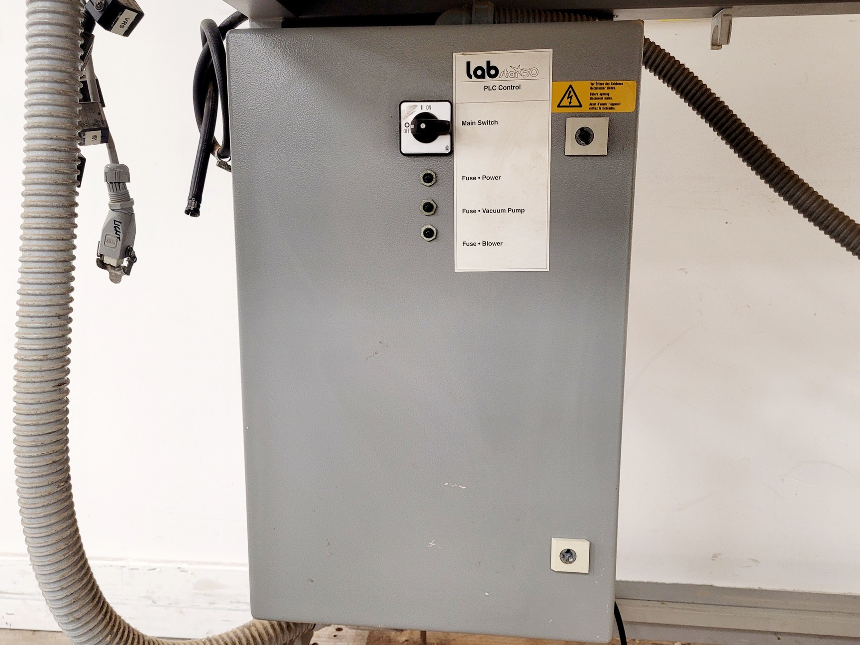 Image of MBraun Labstar 50 Glove Box Workstation