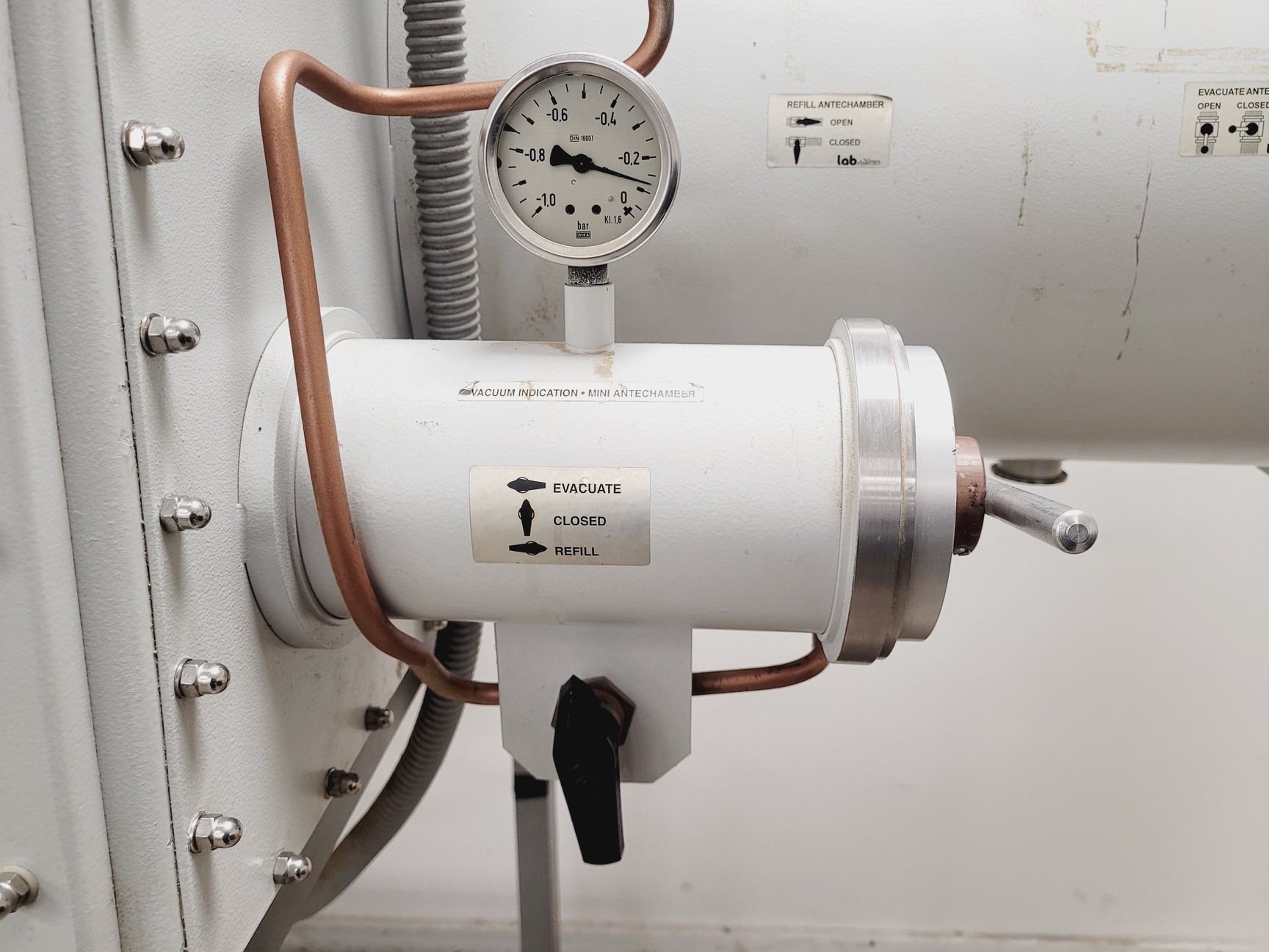 Image of MBraun Labstar 50 Glove Box Workstation