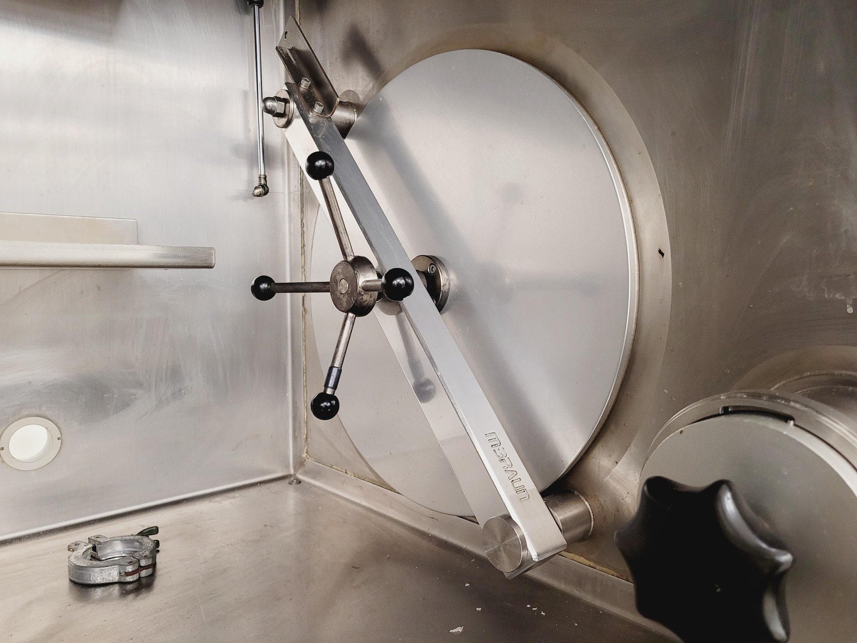 Image of MBraun Labstar 50 Glove Box Workstation