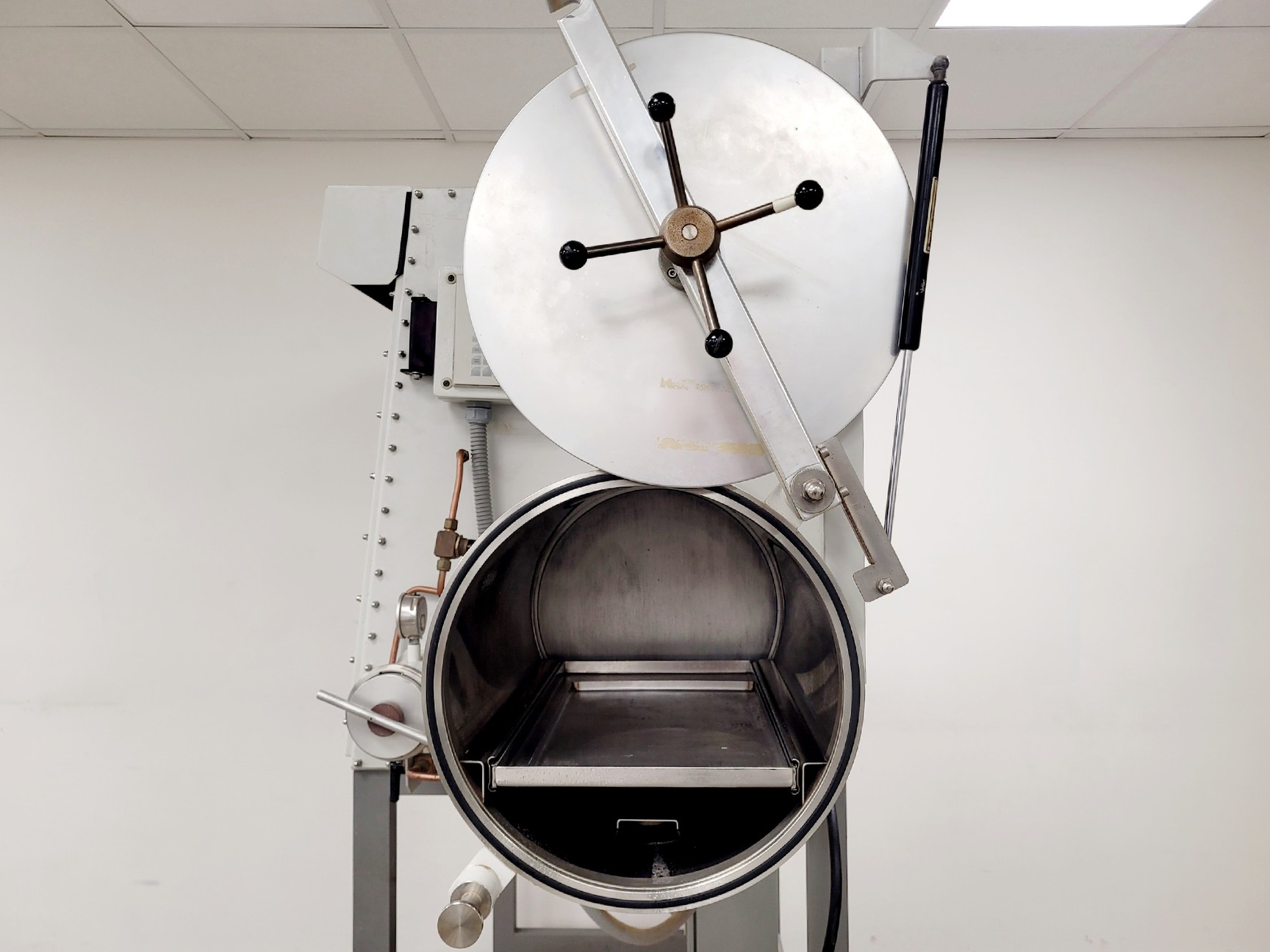 Image of MBraun Labstar 50 Glove Box Workstation