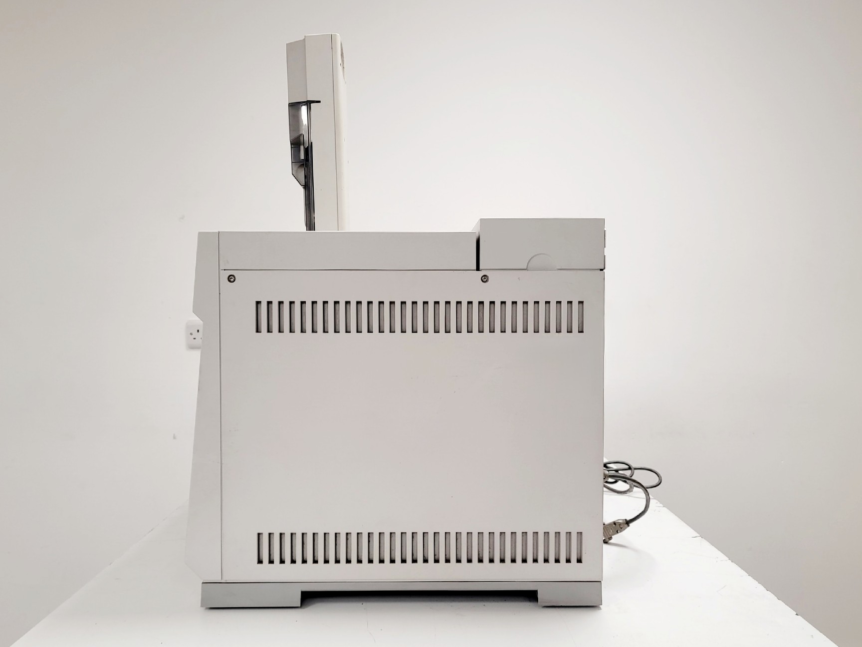 Image of Agilent Technologies 6890N Network GC System w/ 7683 Injector & 5973N Detector  