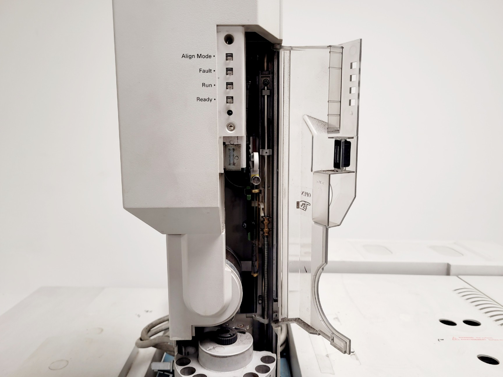 Image of Agilent Technologies 6890N Network GC System w/ 7683 Injector & 5973N Detector  