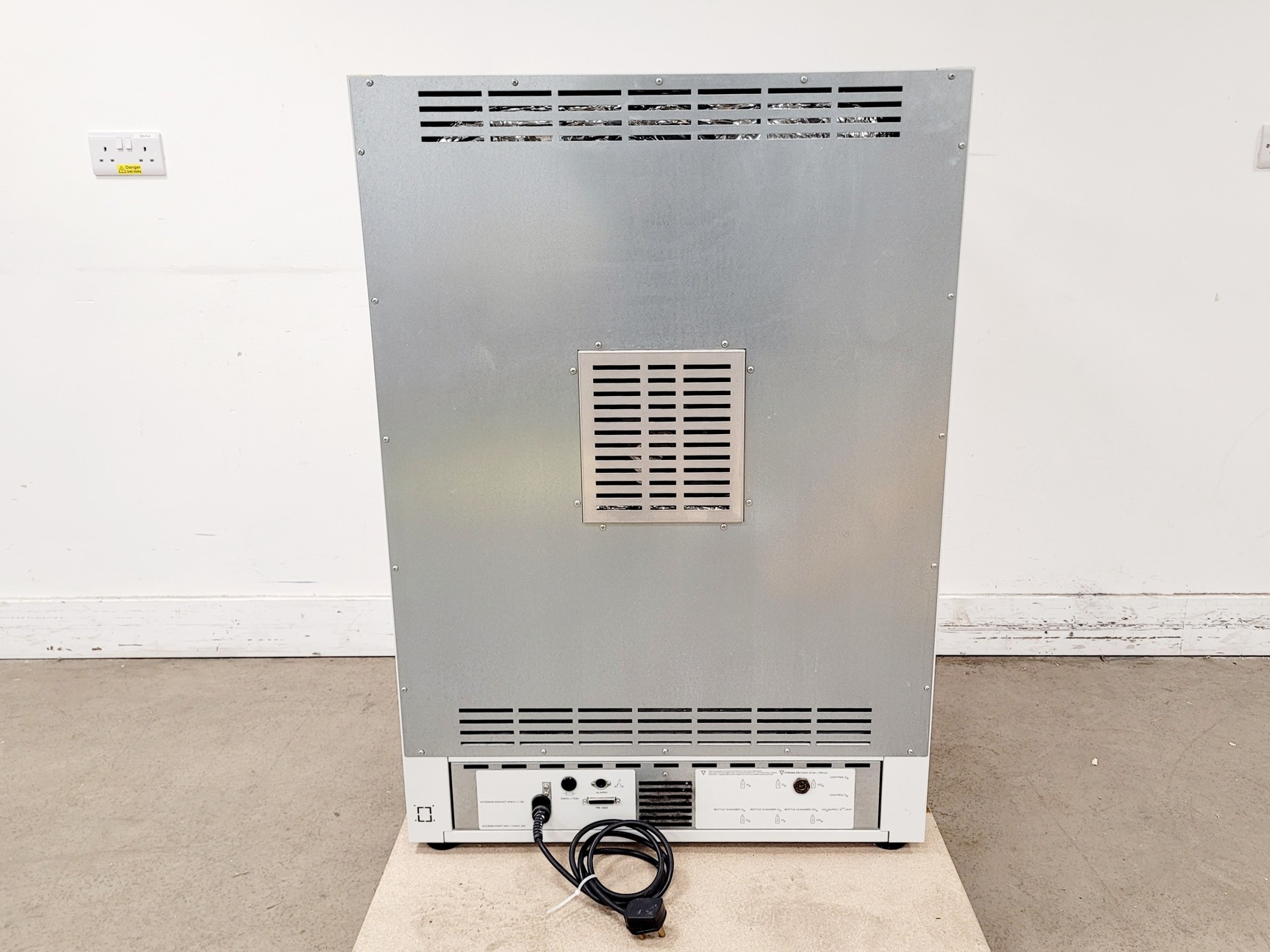 Image of Binder CB 210 Incubator Lab