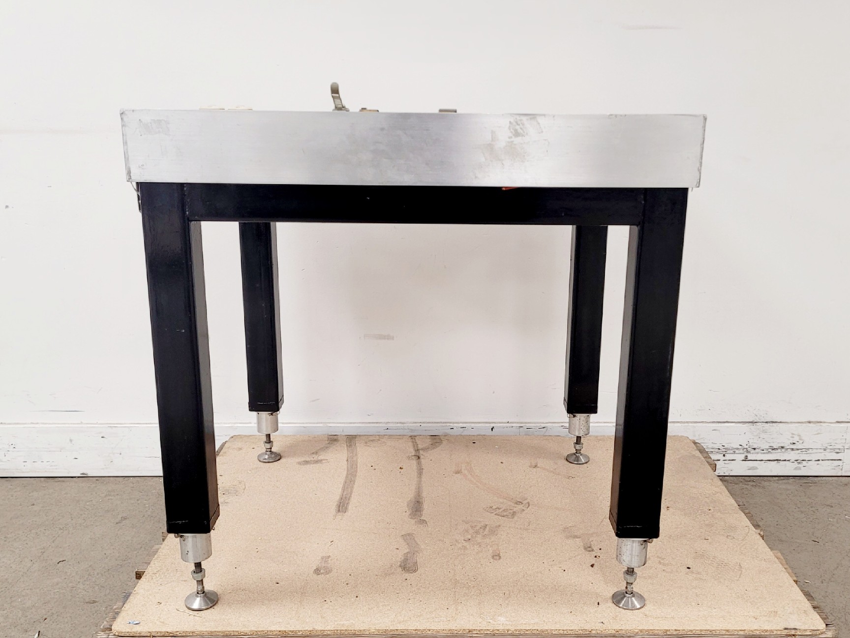 Image of Anti-Vibration Isolation Table