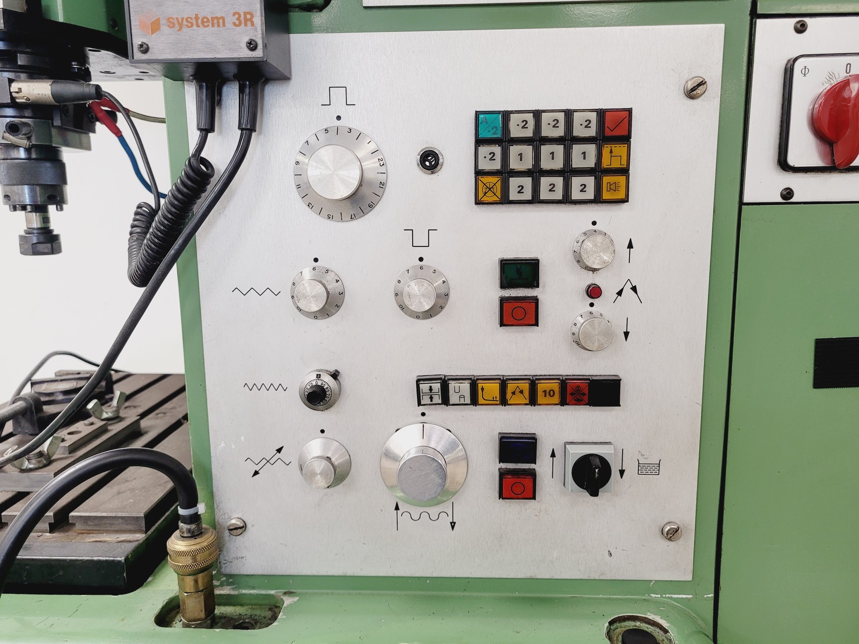 Image of HURCO 425E Spark Eroder