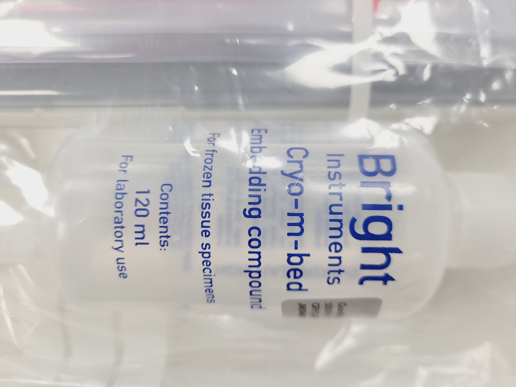 Image of Bright Model OTF5000 Cryostat w/ 2 x Cryo-m-bed, 2 x Object Holders & Blade