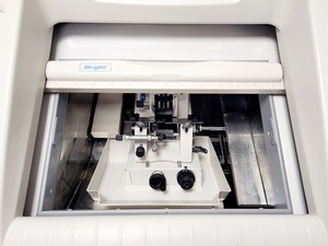 Thumbnail image of Bright Model OTF5000 Cryostat w/ 2 x Cryo-m-bed, 2 x Object Holders & Blade