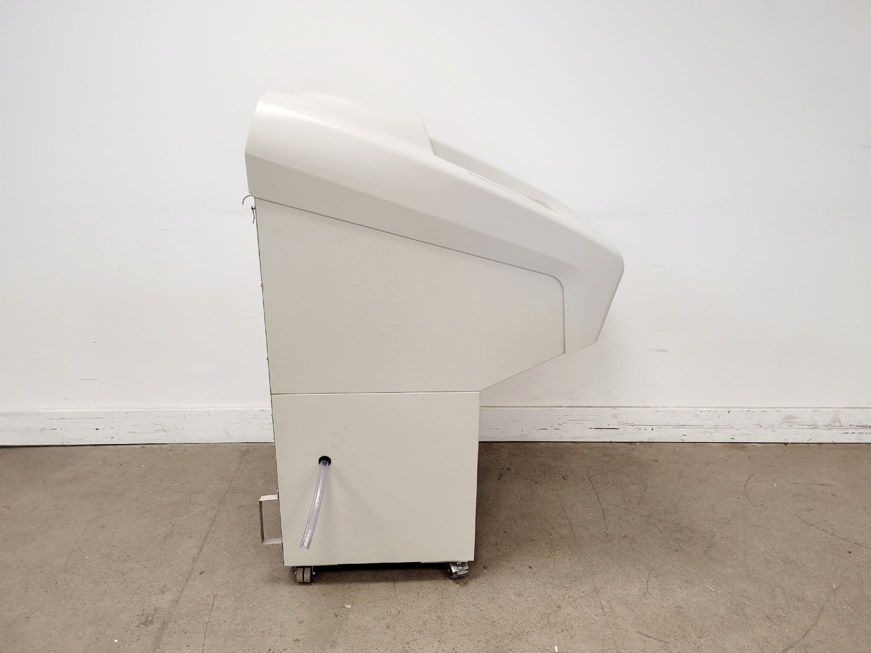 Image of Bright Model OTF5000 Cryostat w/ 2 x Cryo-m-bed, 2 x Object Holders & Blade