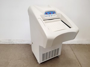 Image of Bright Model OTF5000 Cryostat w/ 2 x Cryo-m-bed, 2 x Object Holders & Blade