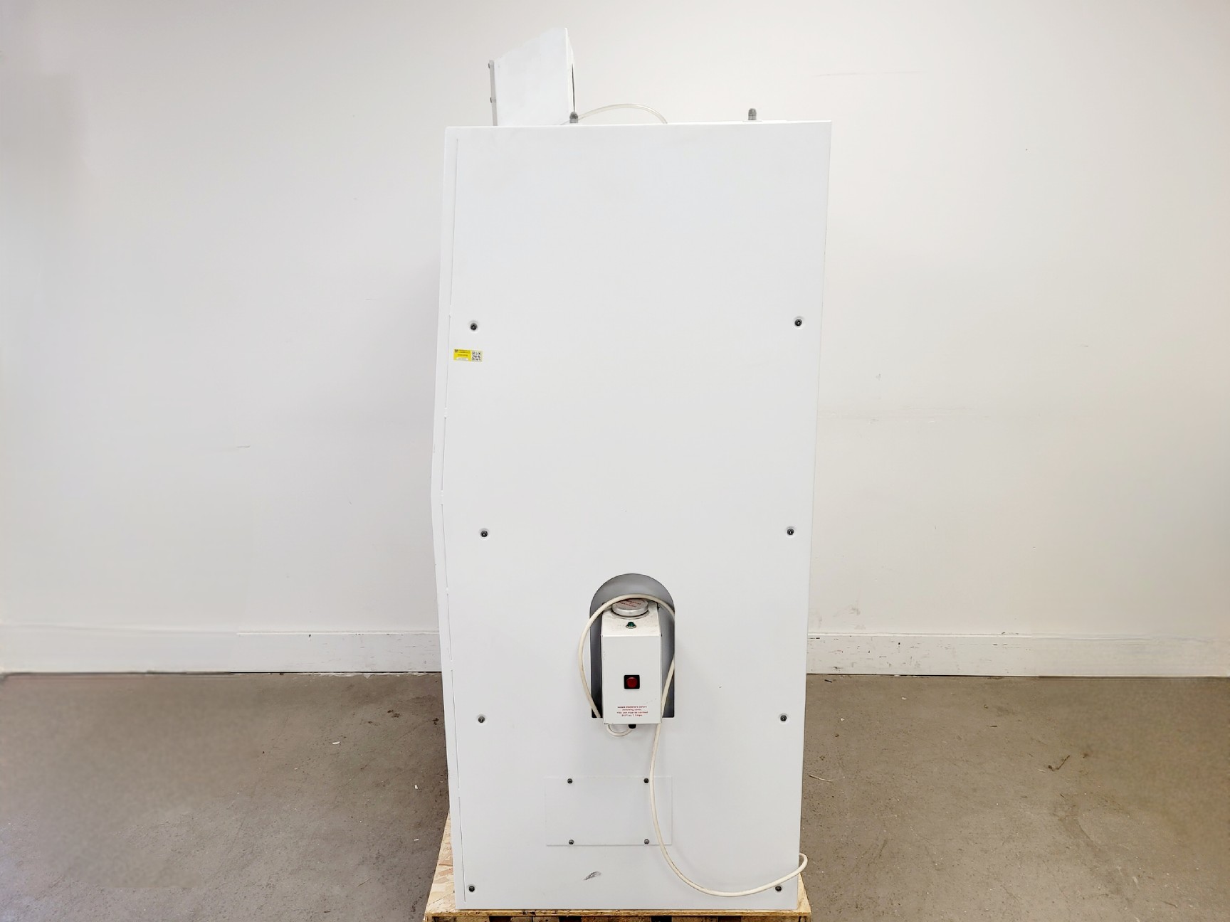 Image of Envair MSC BIO Class II Ducted Microbiological Safety Cabinet Lab