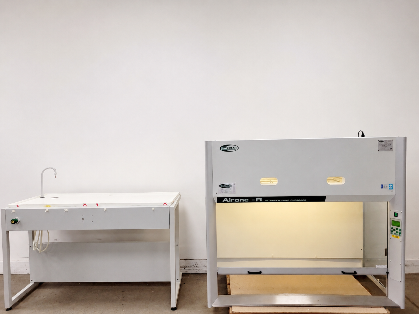Image of Envair MSC BIO Class II Ducted Microbiological Safety Cabinet Lab
