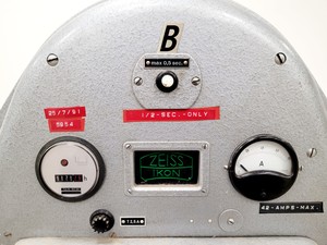 Thumbnail image of Zeiss Ikon Favorit 16B 16mm Cinema Projector System with Arc/Xenon Lamp Setup