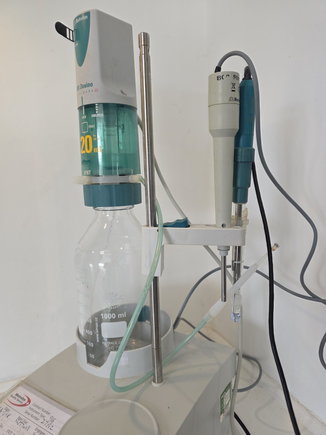 Image of Metrohm 916 Ti-Touch Magnetic Stirrer Titration System with Dosing Unit Lab