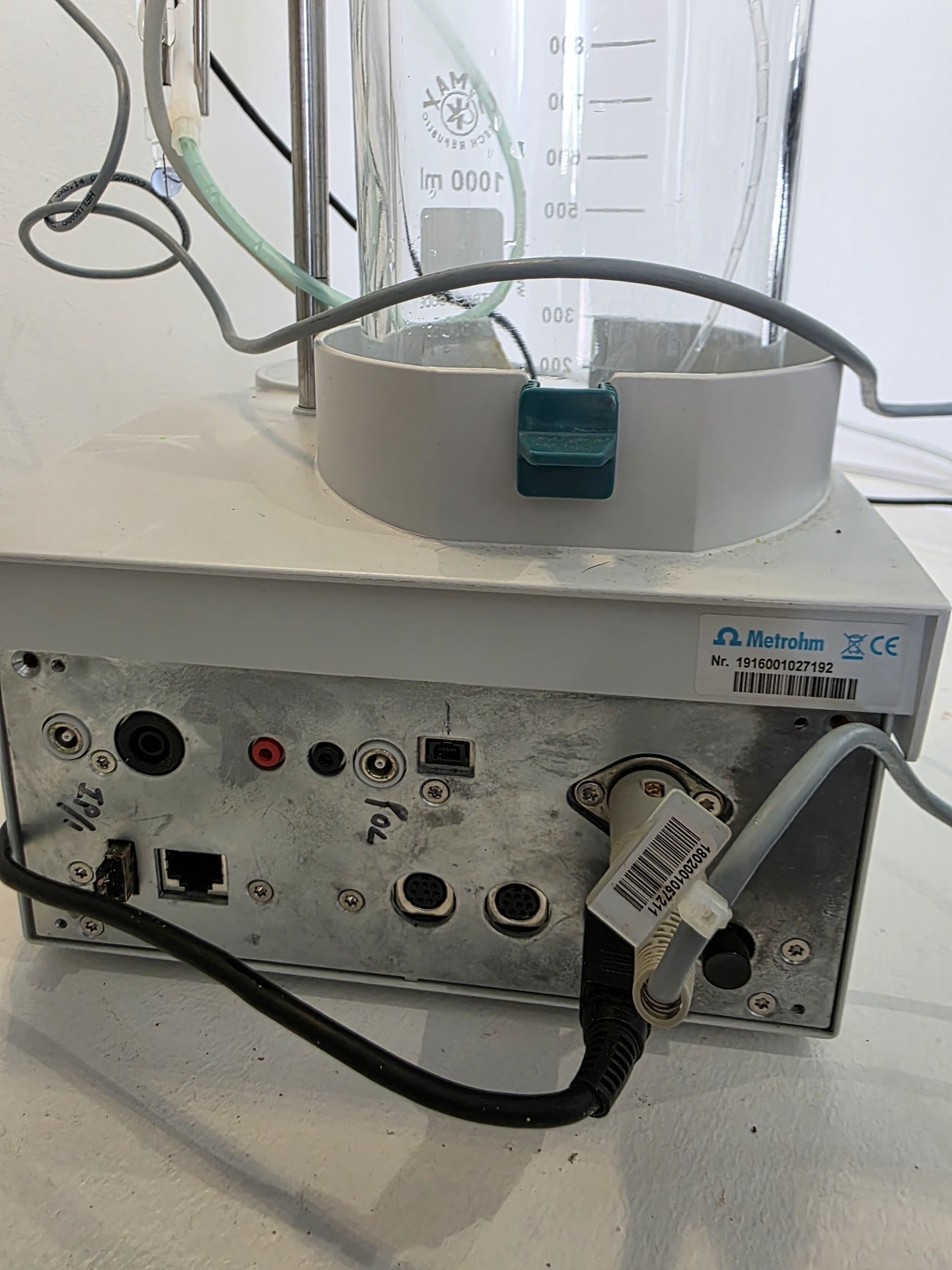 Image of Metrohm 916 Ti-Touch Magnetic Stirrer Titration System with Dosing Unit Lab
