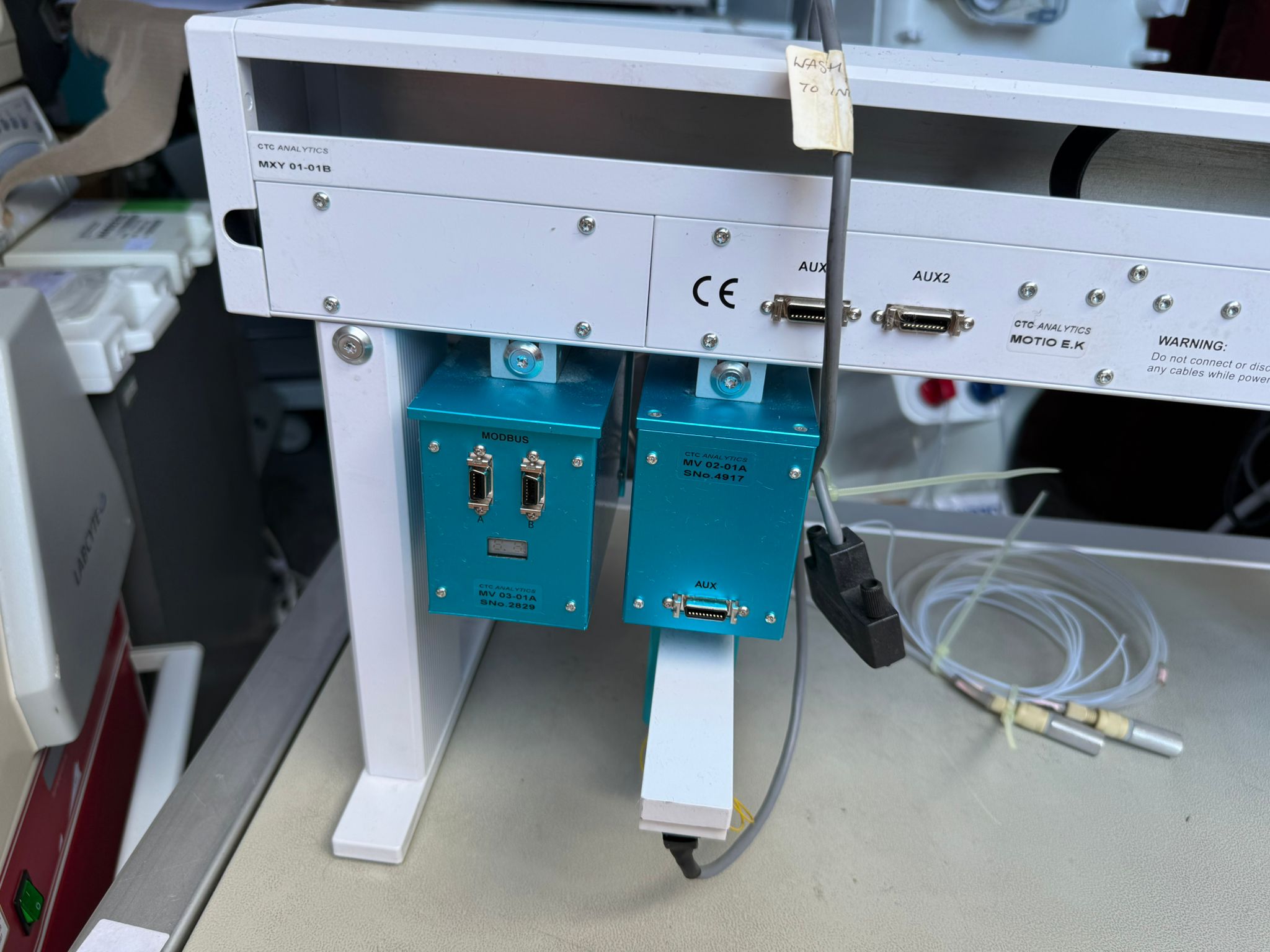 Image of Abbott Mo m2000sp Instrument E-Series Liquid Handler (2022) with Accessories Lab