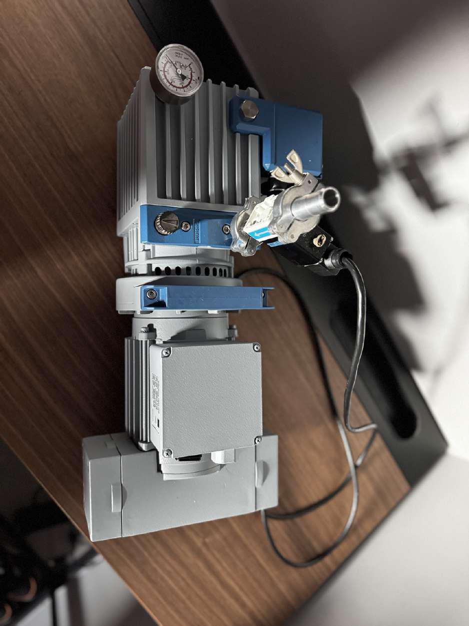 Image of Labconco Freeze Dryer / Lyophilizer System (2021) w/ Vacuubrand RC6 Vacuum Pump