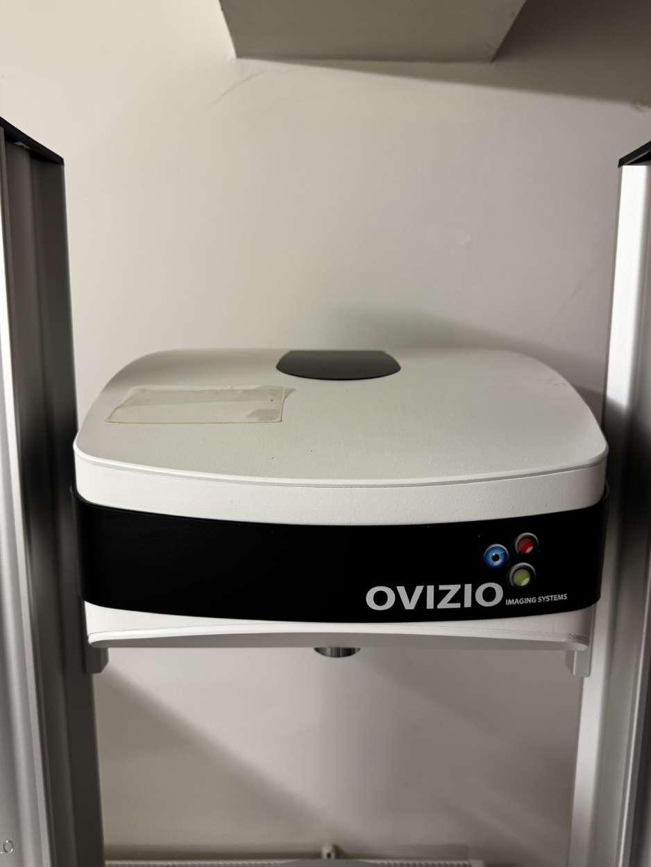 Image of Ovizio Bioreactor Microscope System (2014) w/ Accessories & Transport Cases Lab