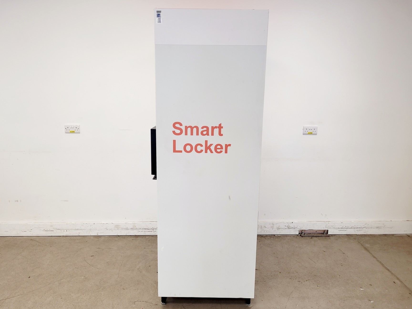 Image of Apex Industrial Technologies Model 3564 Smart Locker