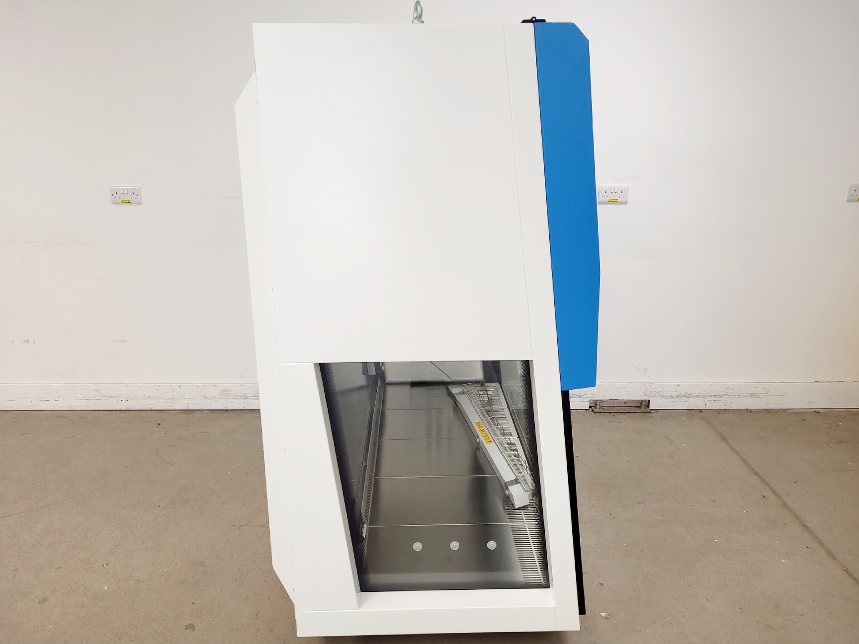 Image of Faster SafeFAST Premium 215 Class II Biological Safety Cabinet Lab
