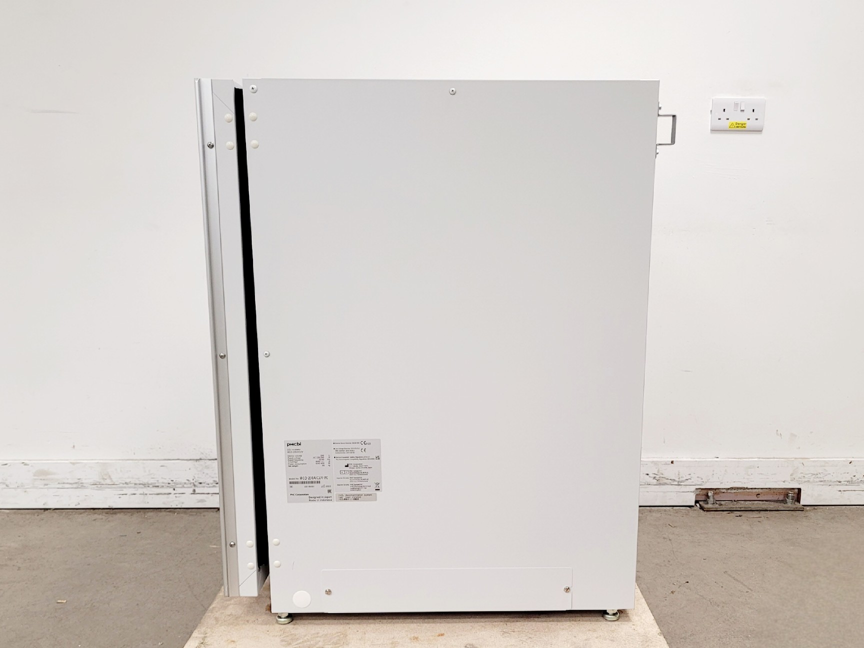 Image of PCHBI MCO-230AICUV-PE CO2 Incubator (2022) Lab