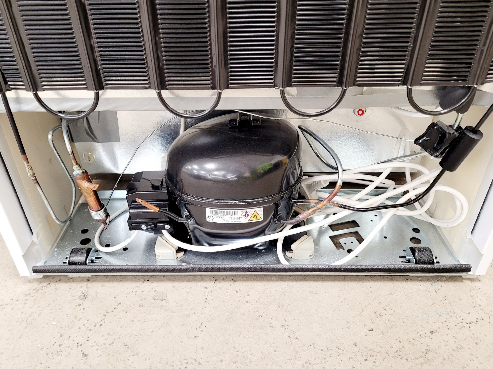 Image of Leibherr LGUex 1500 MediLine Laboratory Freezer