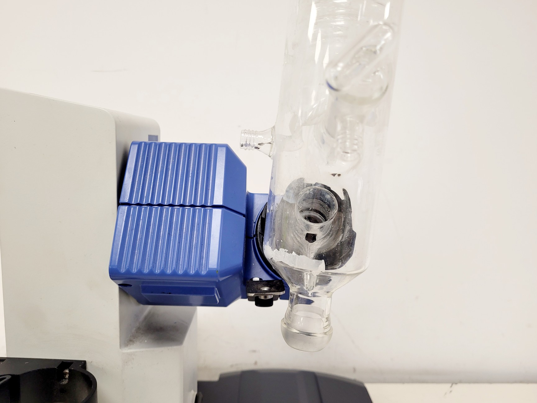 Image of IKA RV 10 D S99 Rotary Evaporator W/ HB10 Water Bath Lab
