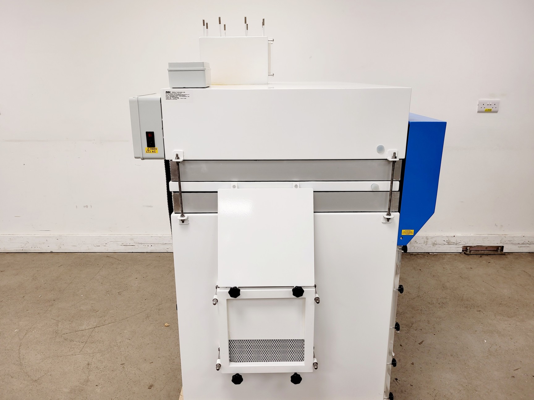 Image of Walker Model Class III Gen 6 Controls MSC Microbiological Safety Cabinet