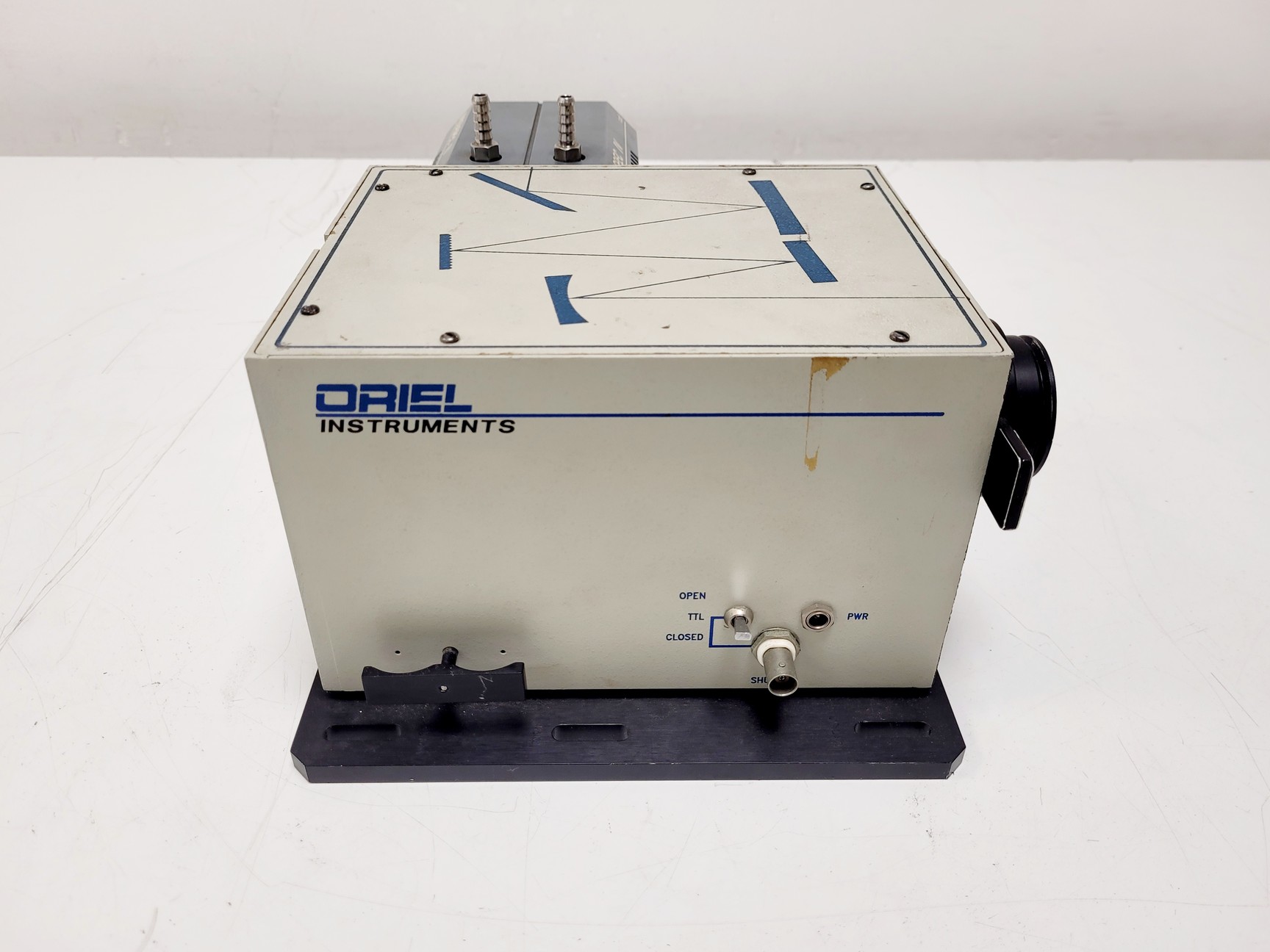 Image of Oriel Instruments Model 77480 with AT400 Instaspec IV Spectroscopy System