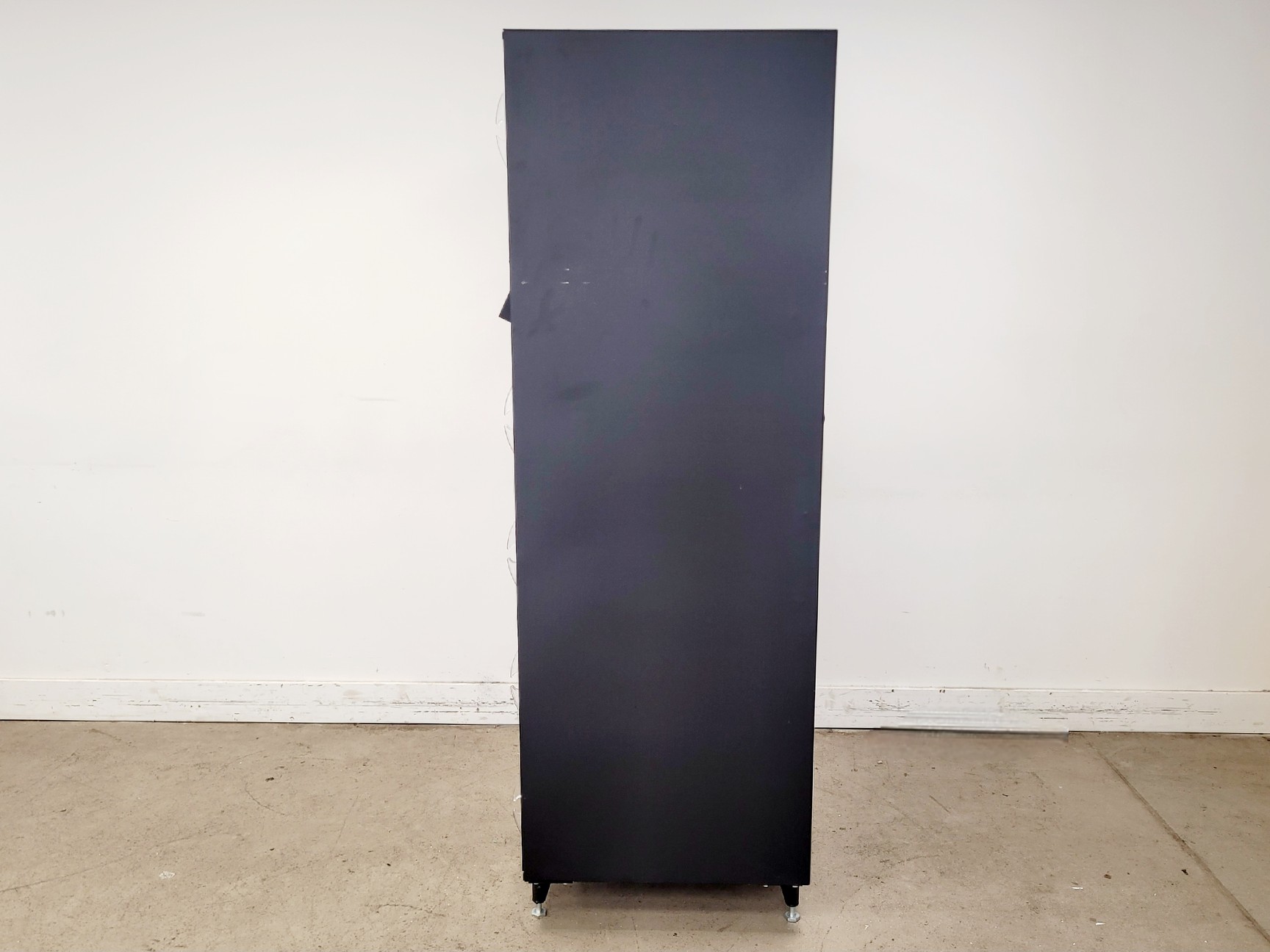 Image of Apex Industrial Technologies Model 3564 Smart Locker - Black