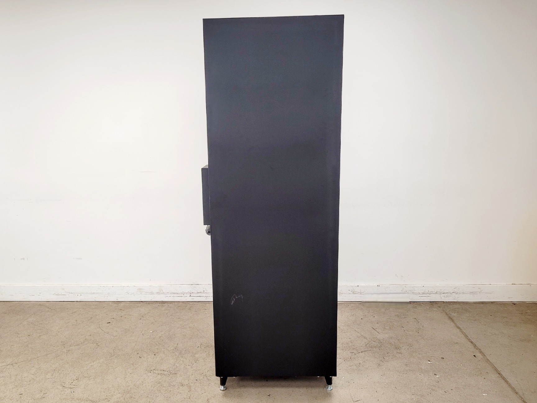 Image of Apex Industrial Technologies Model 3564 Smart Locker - Black