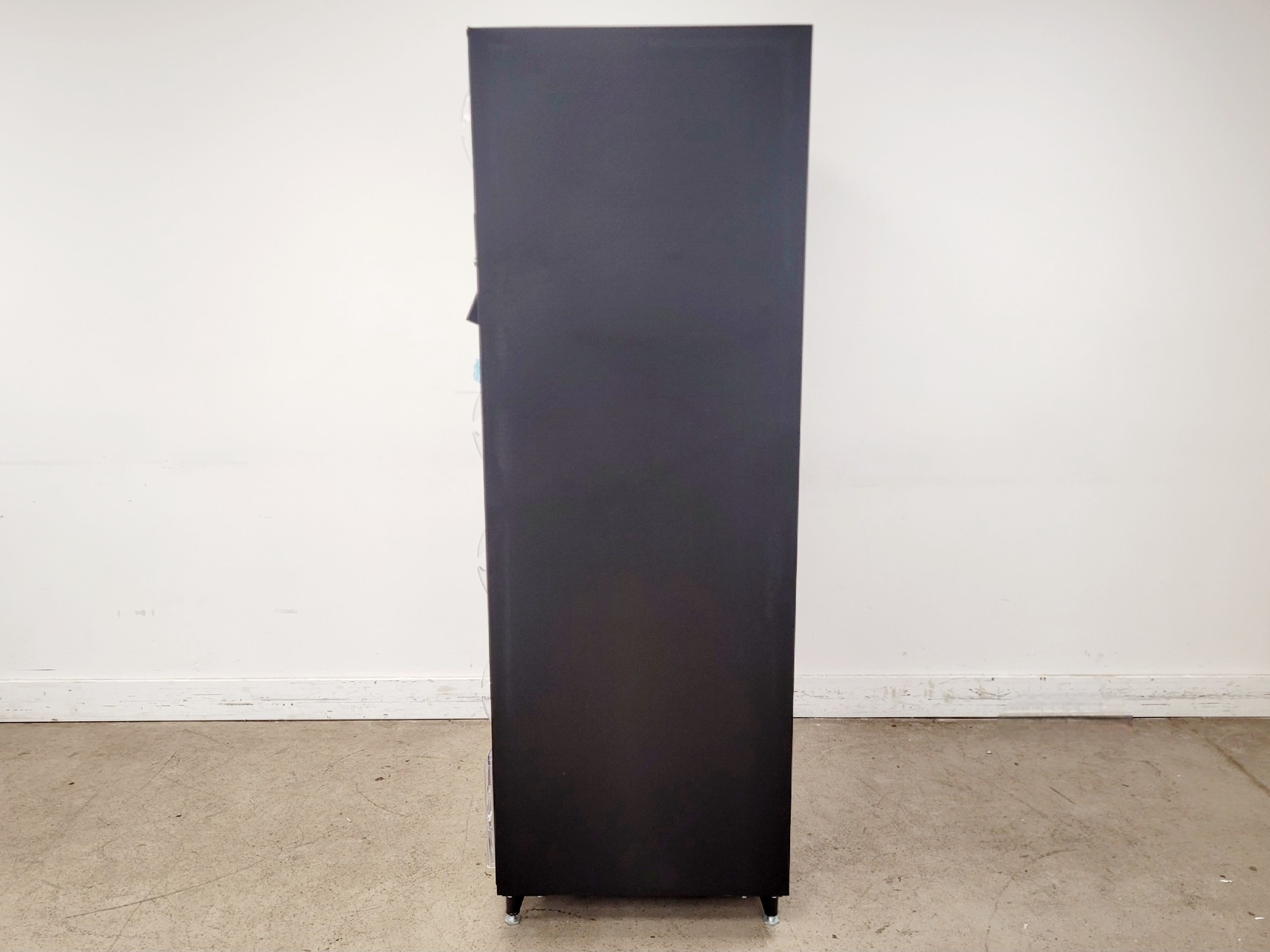 Image of Apex Industrial Technologies Model 3564 Smart Locker - Black