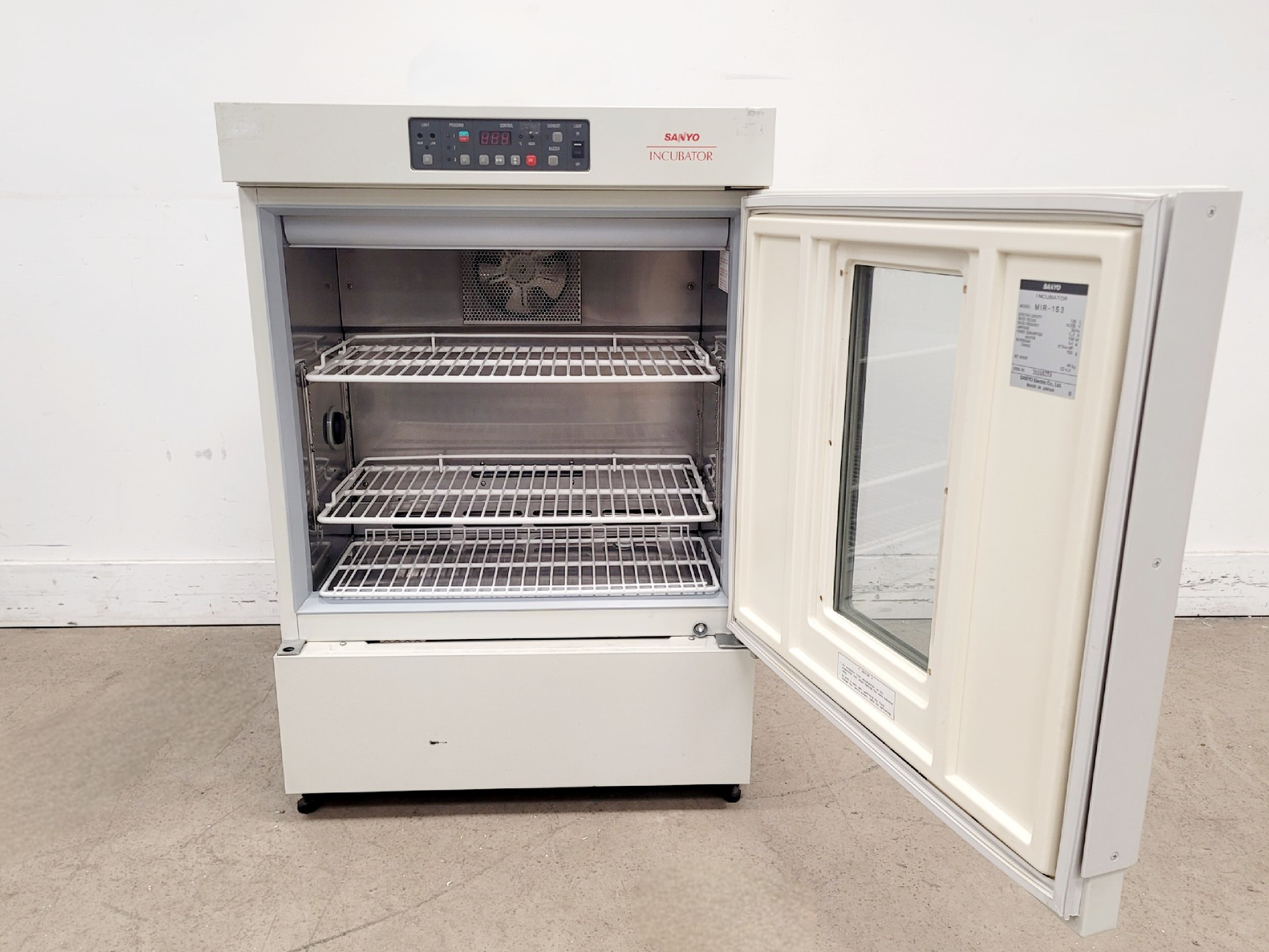 Image of Sanyo MIR-153 Refrigerated Incubator Lab