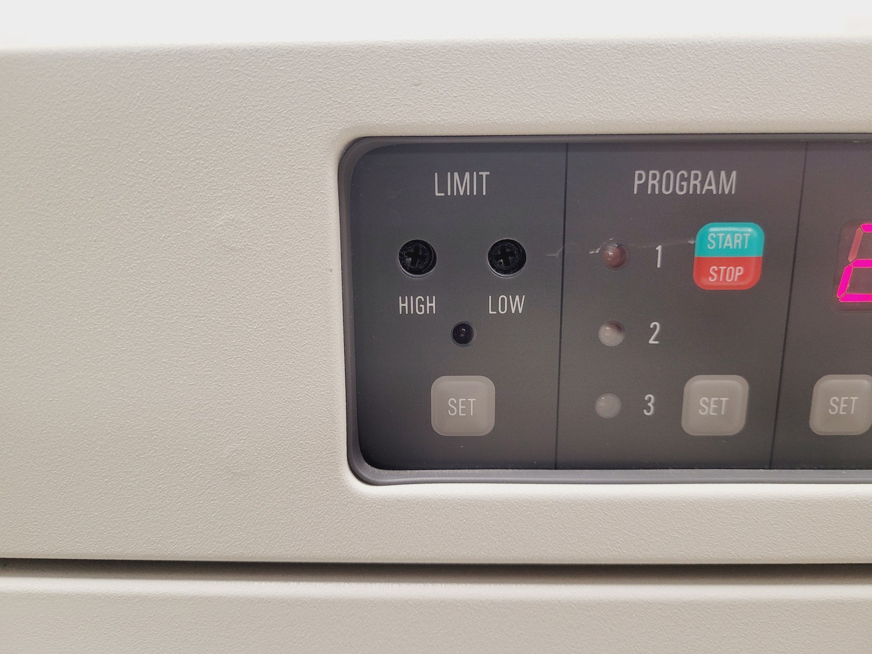 Image of Sanyo MIR-153 Refrigerated Incubator Lab
