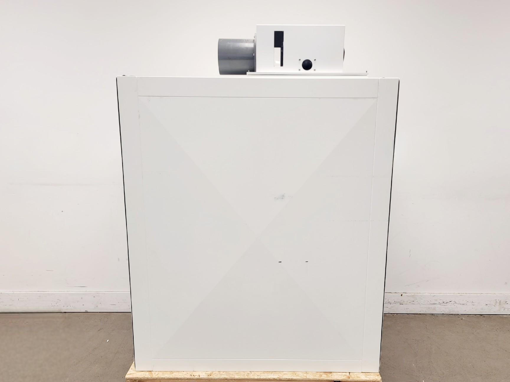 Image of BioQuell MicroFlow Advanced Safety Cabinet - ABS1000CLS2-Mk2