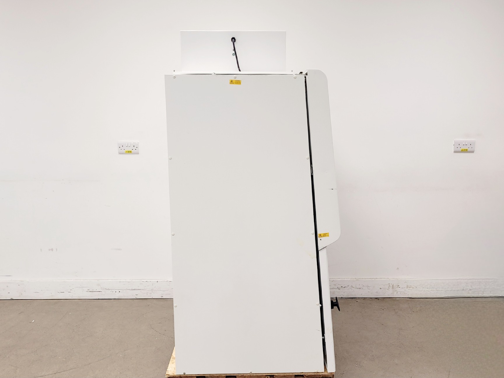 Image of BioQuell MicroFlow Advanced Safety Cabinet - ABS1000CLS2-Mk2