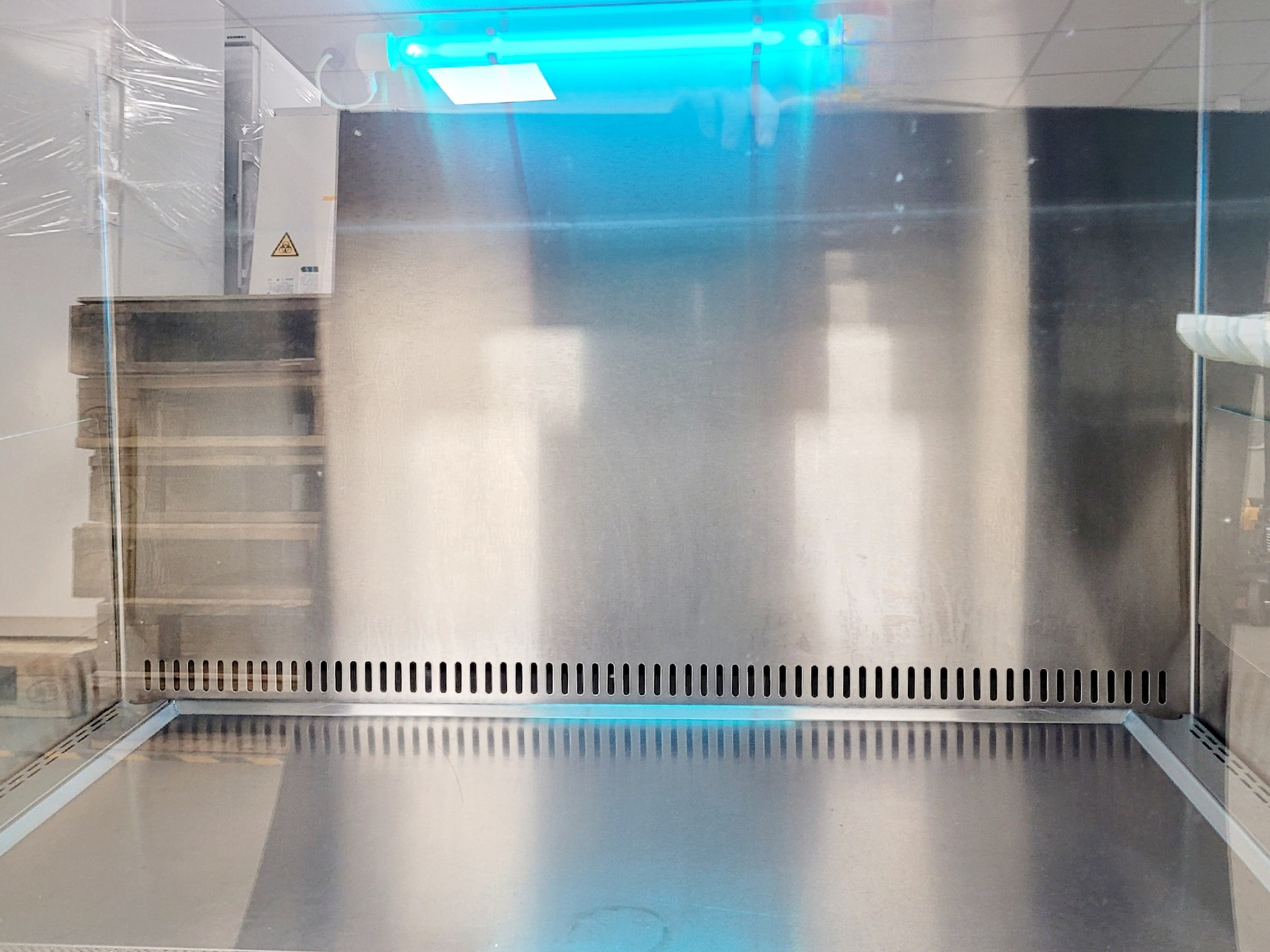 Image of BioQuell MicroFlow Advanced Safety Cabinet - ABS1000CLS2-Mk2