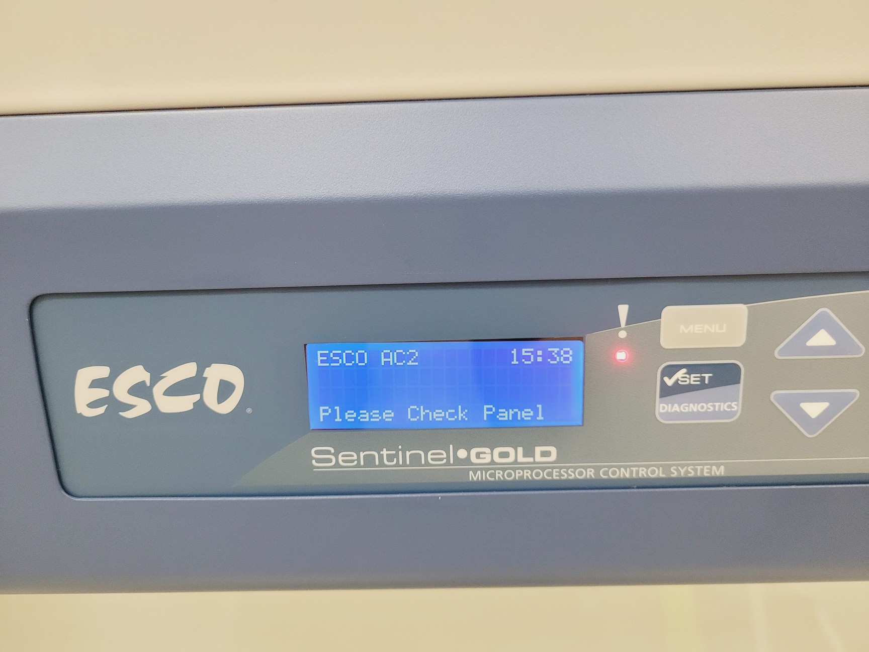 Image of Esco Airstream Duo AC2-4G8 Class II BSC Safety Cabinet Lab