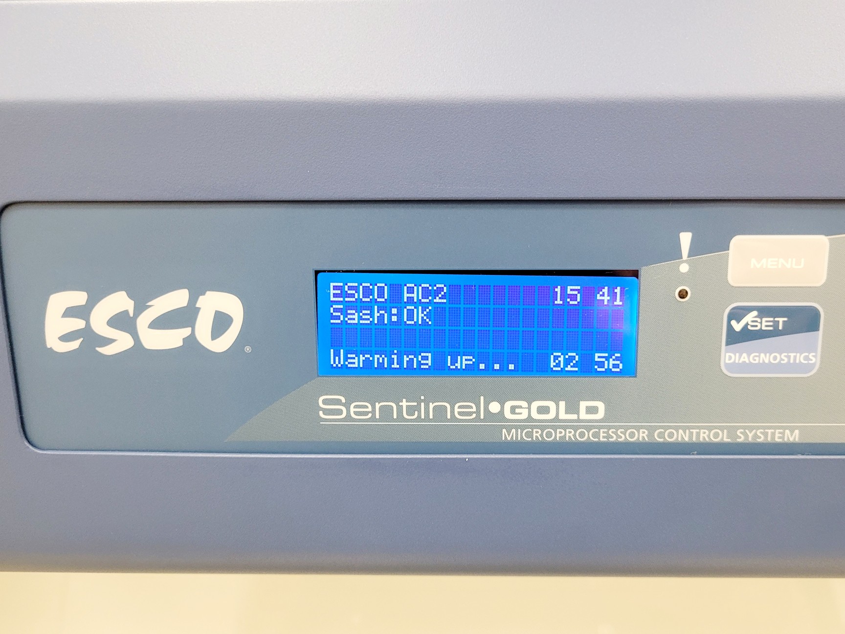 Image of Esco Airstream Duo AC2-4G8 Class II BSC Safety Cabinet Lab