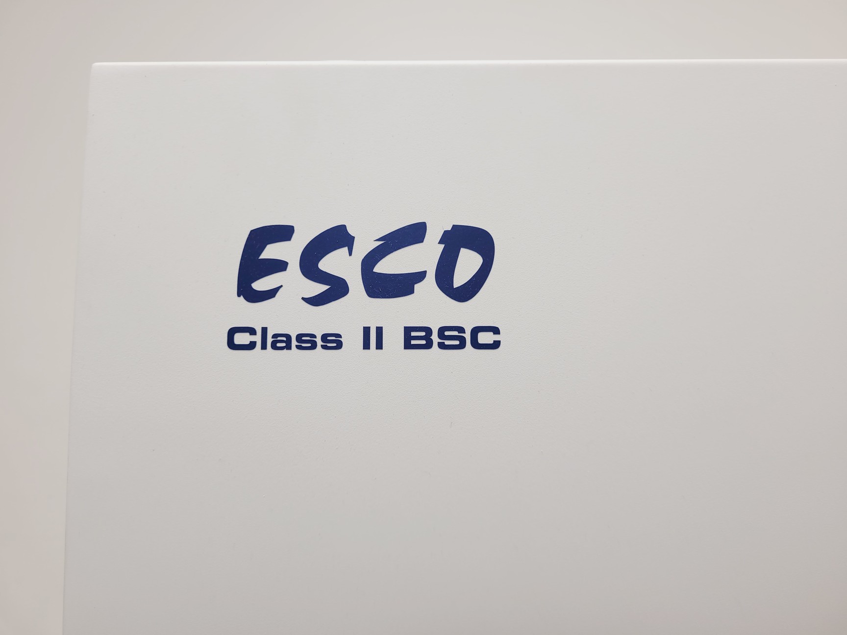 Image of Esco Airstream Duo AC2-4G8 Class II BSC Safety Cabinet Lab