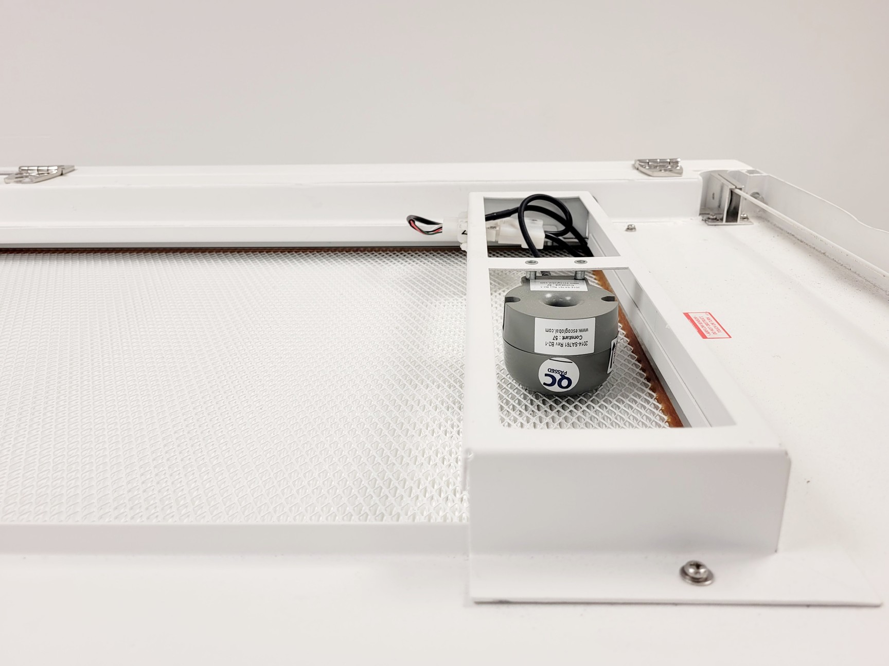 Image of Esco Airstream Duo AC2-4G8 Class II BSC Safety Cabinet Lab