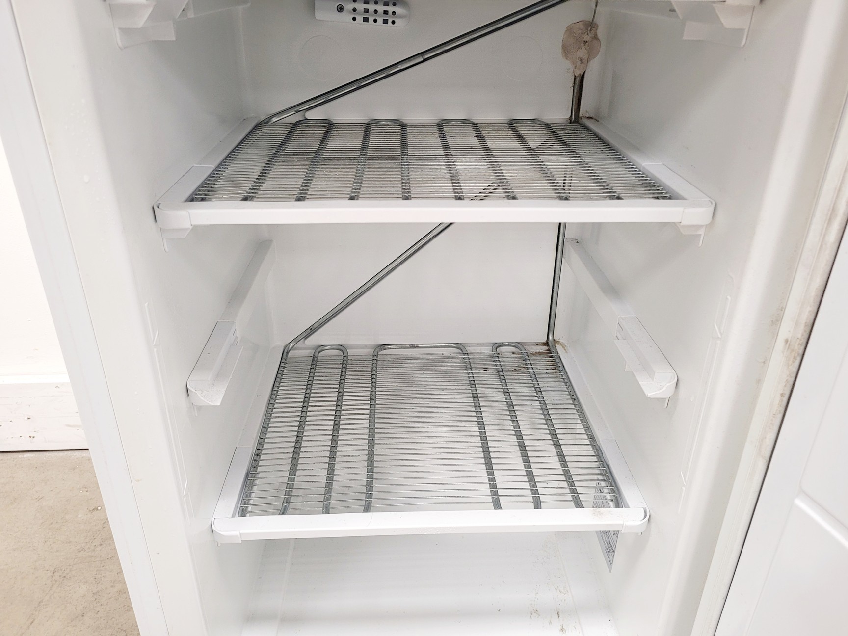 Image of Lec ISU 57 Under Counter Freezer Lab