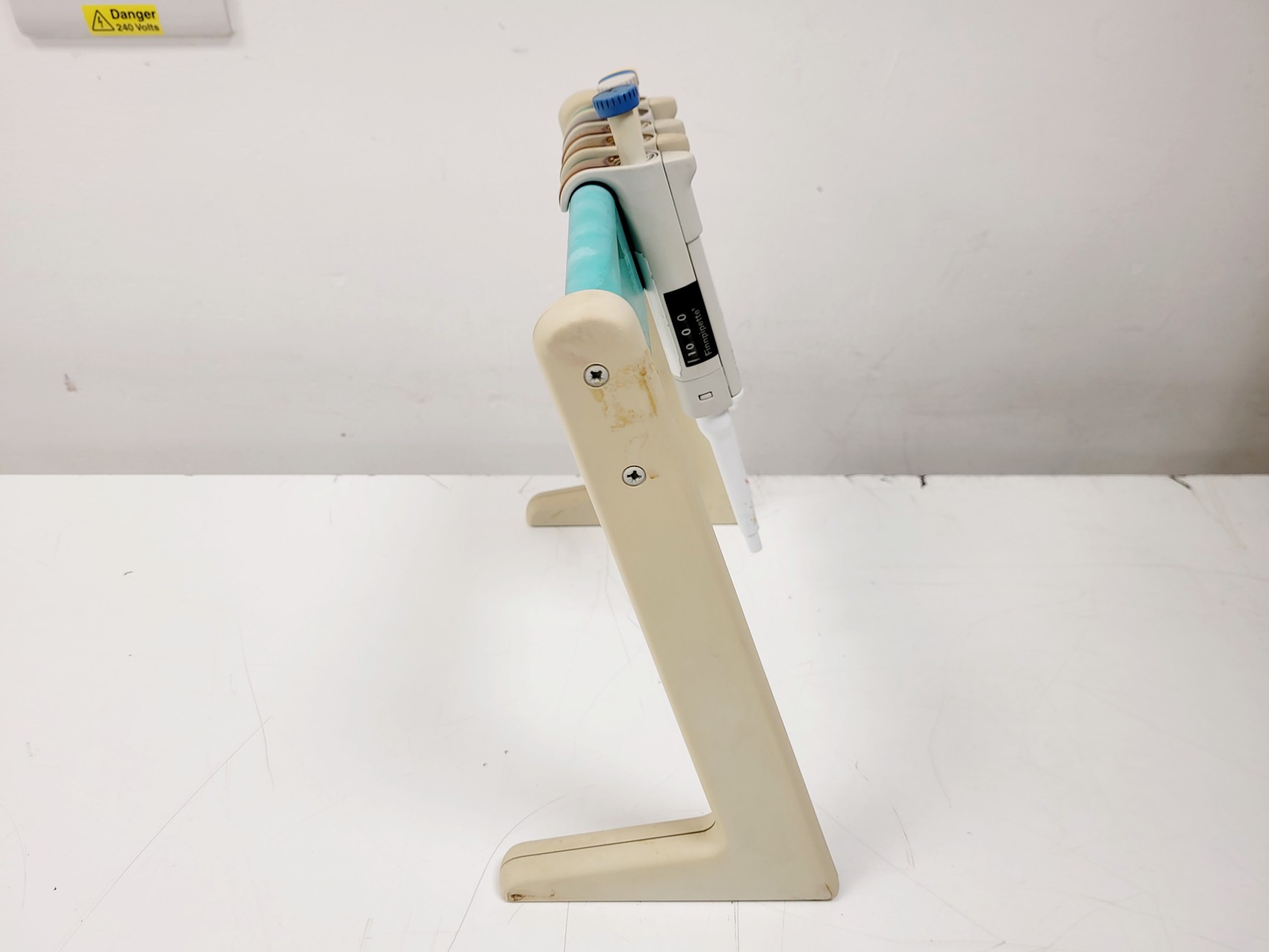 Image of Holten LaminAir HV Mini PCR Workstation w/ Pipettes Lab