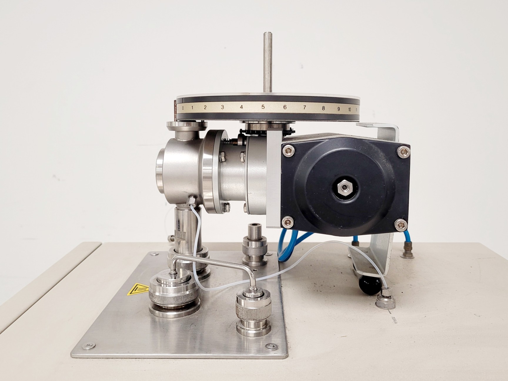 Image of Elemental Analyser 1110 CHNS-O Model EA / NA 1110 with AS 128 Sampler