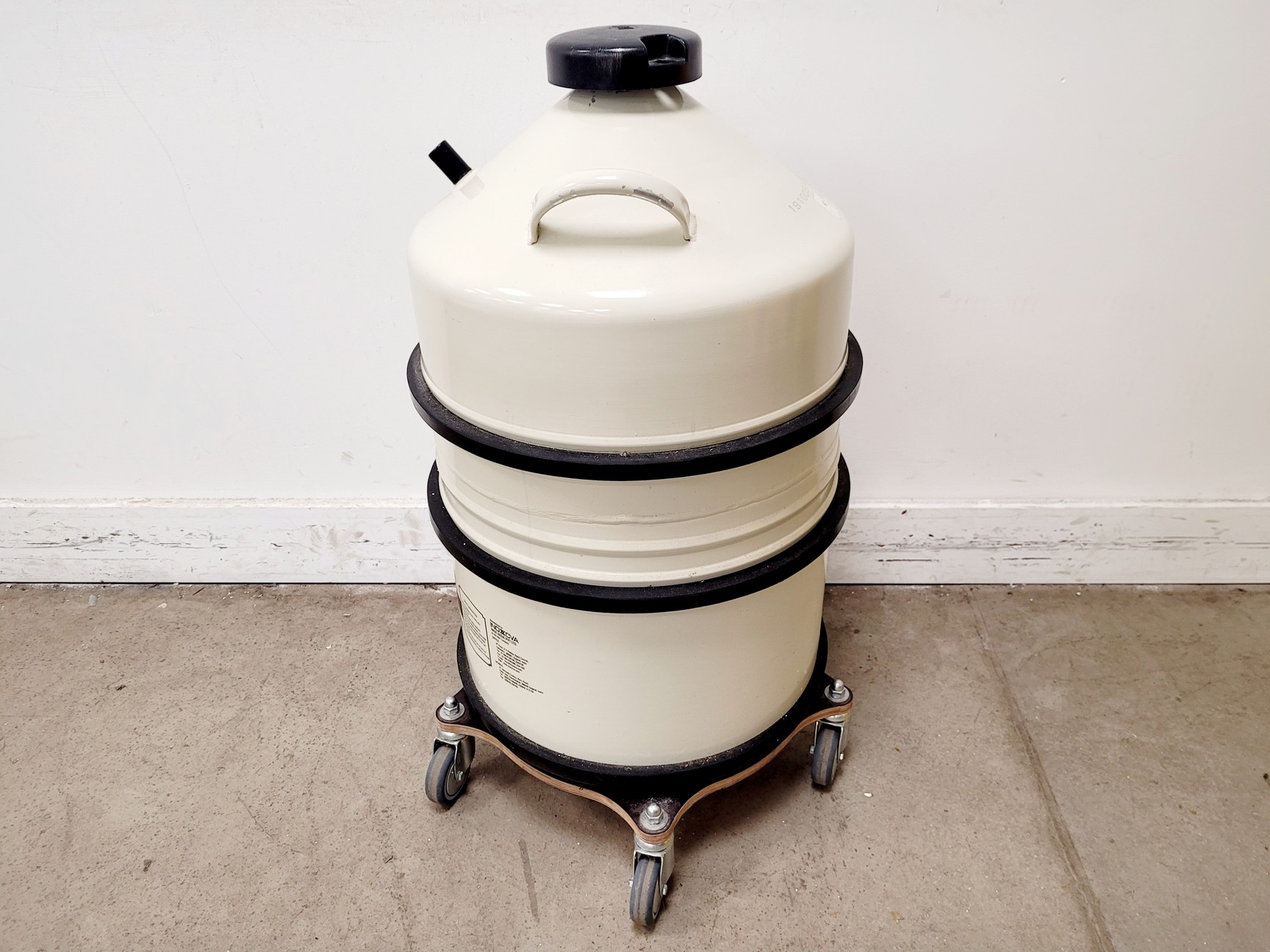 Image of Inoxcva Cryoseal IN50 Liquid Nitrogen Cryogenic Container/Dewar w/ Trolley/Tank